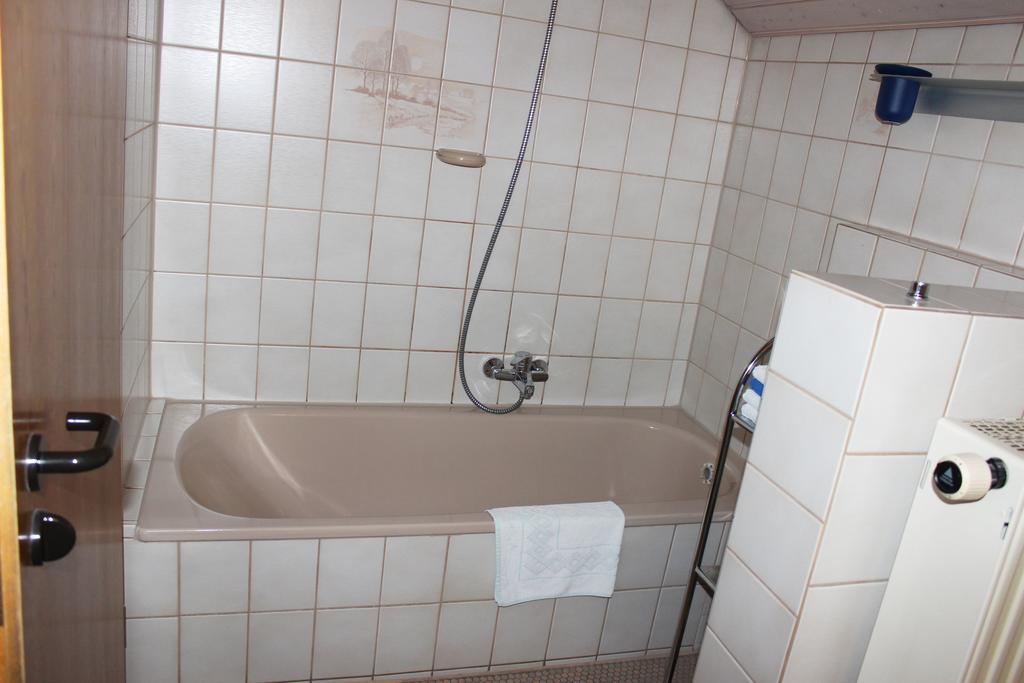 Bodenseegästehaus Uhldingen-Mühlhofen Zimmer foto